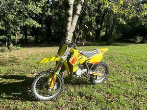 85 RM SUZUKI