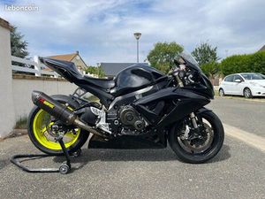 SUZUKI GSXR 600 K9