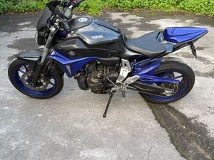 MOTO MT-07