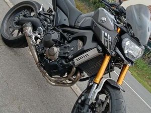 MT 09 SPORT TRACKER 2015