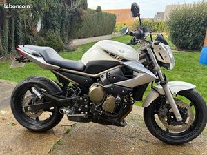 YAMAHA XJ6 A2