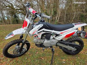 DIRT BASTOS FIRST 125 CC ROUE 12/14 NEUVE JAMAIS UTILISER