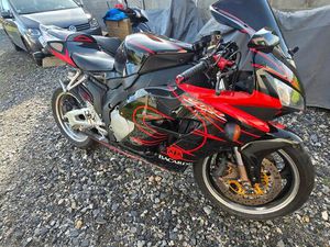 CBR 1000 RR DE 2004