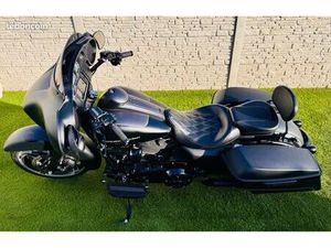 HARLEY DAVIDSON STREET GLIDE