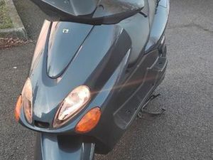 MBK SKYLINER FAIBLE KILOMÉTRAGES