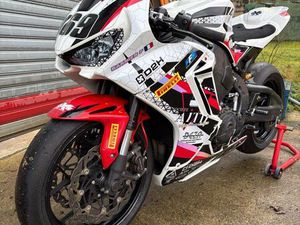 1000 CBR RR 2018 PISTE