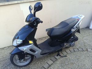 SCOOTER PEUGEOT SUM UP 125