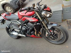 TRIUMPH STREET TRIPLE 765 RS