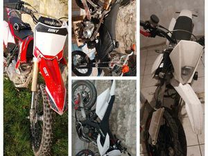 MOTO (CROSS,50 CC,DIRT)