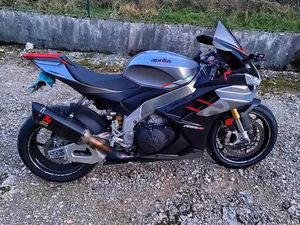 APRILIA RSV4 RR