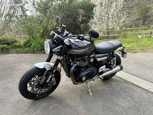 TRIUMPH SPEED TWIN 1200 1ER MAIN