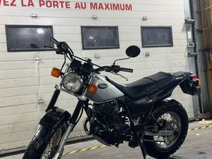 YAMAHA TW125