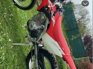 125 CRF