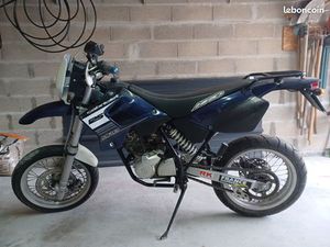 MOTO 125 HRD SUPERMOTARD