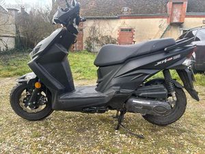 SCOOTER SYM JET 4