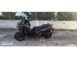 YAMAHA TRICITY MWD300