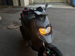 SCOOTER APRILIA SR 50 MOTARD 2T