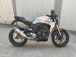 HONDA CB300R 2019
