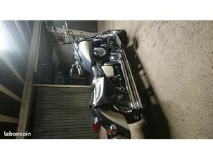 MOTO VN 1500 CLASSIC KAWASAKI