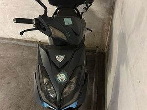 MOTO ÉLECTRIQUE