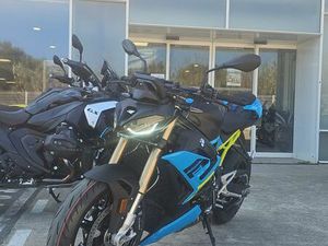 BMW S1000 R 2025