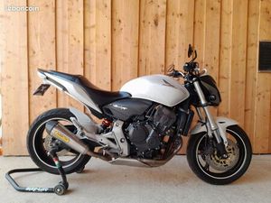 HONDA HORNET