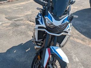 AFRICA TWIN DCT SE 2024 - 4500KM