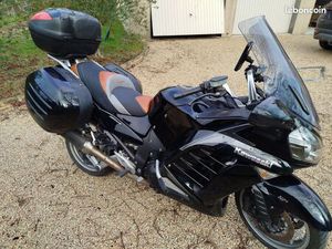 KAWASAKI 1400 GTR
