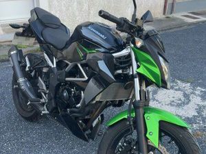 KAWAZAKI Z125
