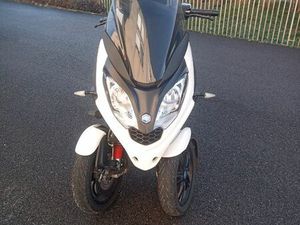 PIAGGIO MP3 300 HPE SPORT
