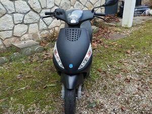 SCOOTER ZIP 4T PEU ROULÉ