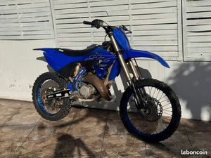 YAMAHA YZ 125 – PRÊTE À ROULER, PERFORMANTE ET ENTRETENUE