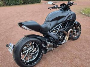 DUCATI DIAVEL 1200CM3 162CV