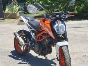 KTM DUKE 390
