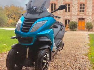 PEUGEOT METROPOLIS 400 XT 3 ROUES