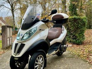 SCOOTER MP3 PIAGGIO 500
