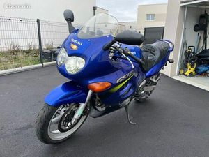 SUZUKI GSX 600 F