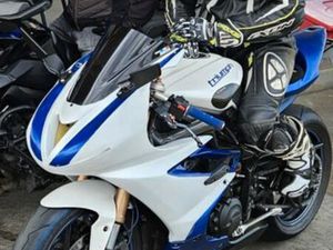 TRIUMPH DAYTONA 675 2013 PISTE