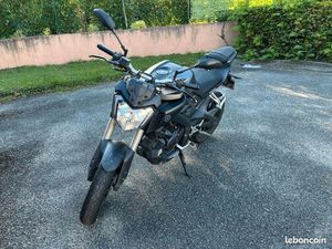 YAMAHA MT-125