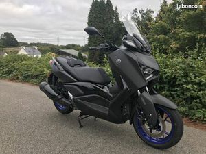 YAMAHA X-MAX 300 200KMS