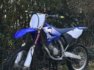 125 YZ