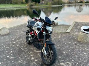 APRILIA SHIVER 900