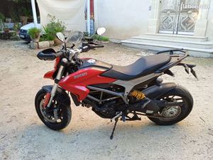 DUCATI HYPERSTRADA 821 2016 TBE