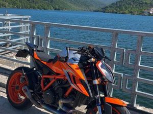 KTM 1290 SUPERDUKE R EVO
