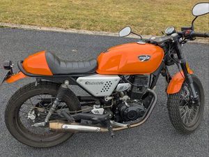 MOTO 125 CC DE MARQUE MASAI BLACKCAFE