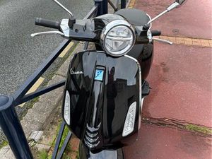 VESPA ÉLECTRIQUE 45
