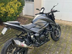 SUZUKI GSX-S 750 BLACK
