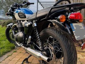 BONNEVILLE T100 2021 A2