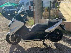 T MAX 530 AN2015
