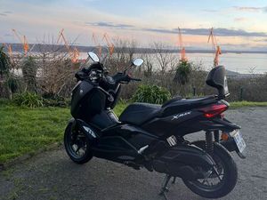 YAMAHA XMAX TECH MAX 125